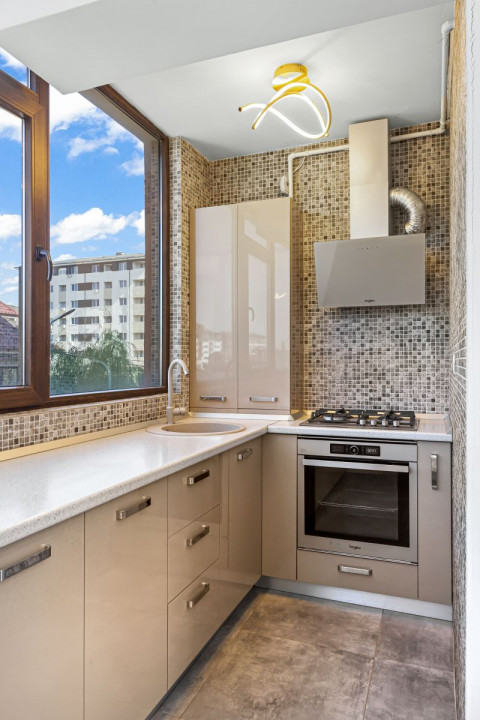 MILITARI RESIDENCE, 2 CAMERE, 56 MP, MOBILAT LUX. 