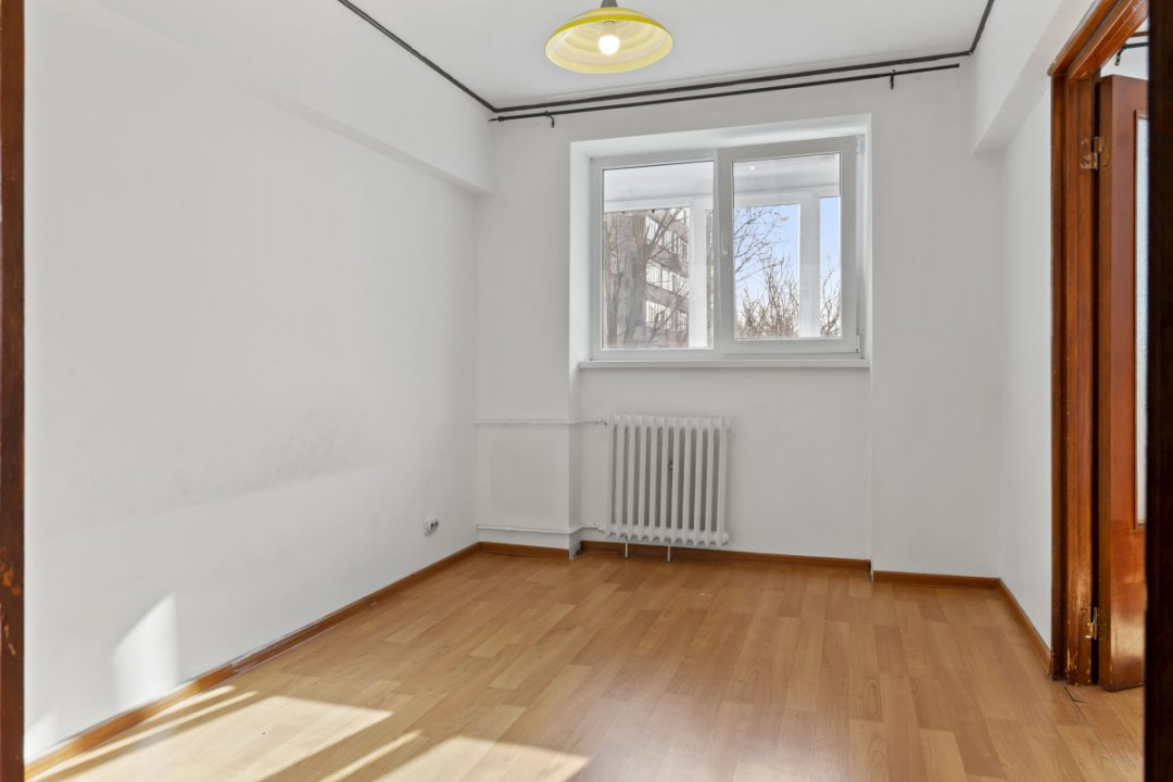 SPITALUL SF. PANTELIMON - 3 CAMERE, BLOC ANVELOPAT, TOTAL 70 MP, LIBER. 