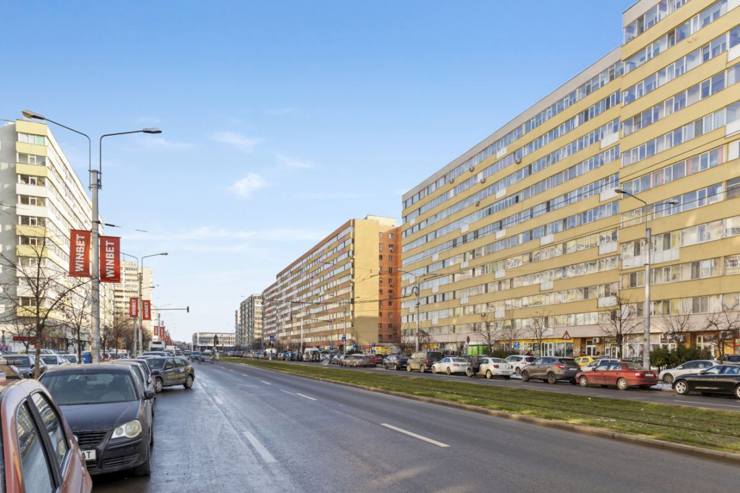 SPITALUL SF. PANTELIMON - 3 CAMERE, BLOC ANVELOPAT, TOTAL 70 MP, LIBER. 