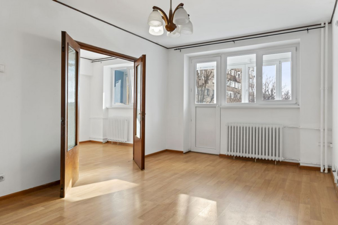 SPITALUL SF. PANTELIMON - 3 CAMERE, BLOC ANVELOPAT, TOTAL 70 MP, LIBER. 