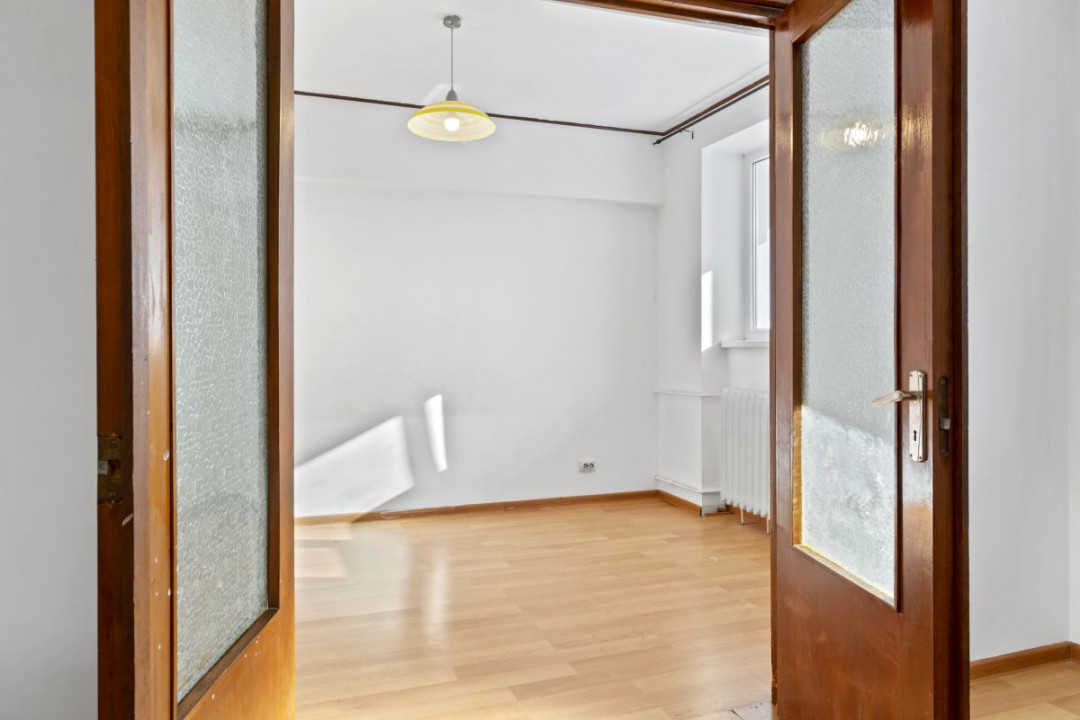 SPITALUL SF. PANTELIMON - 3 CAMERE, BLOC ANVELOPAT, TOTAL 70 MP, LIBER. 